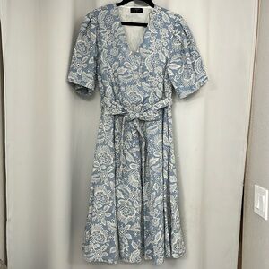 T Tahari Eyelet Midi dress size 6 New